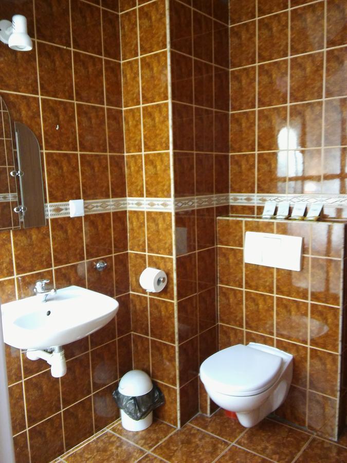Motel Ararat Kolobrzeg Bagian luar foto