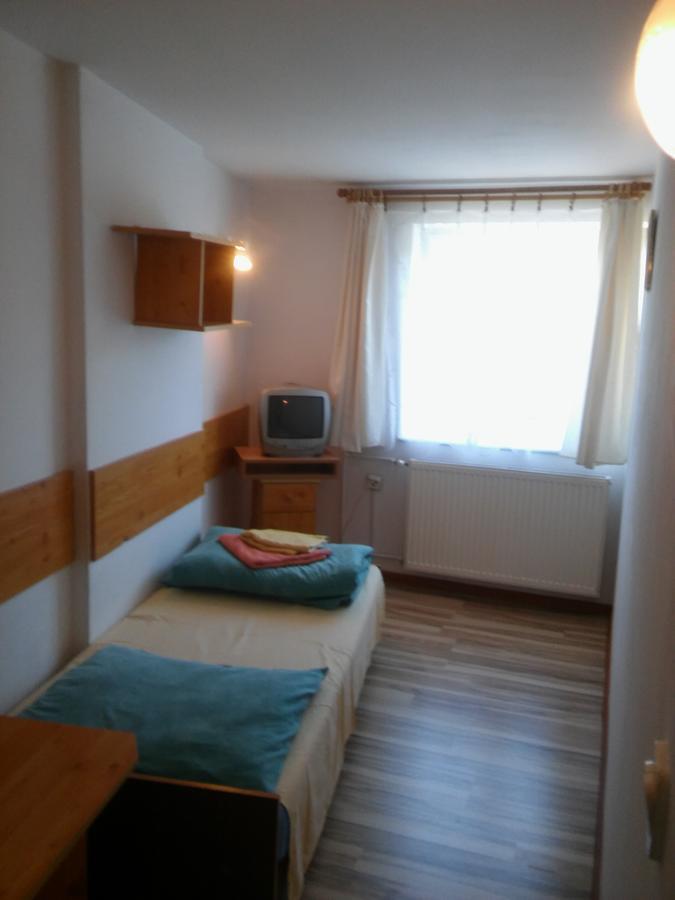 Motel Ararat Kolobrzeg Bagian luar foto